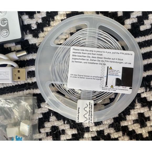 Maylit LED TV Lighting Strip - Picture 7 of 9